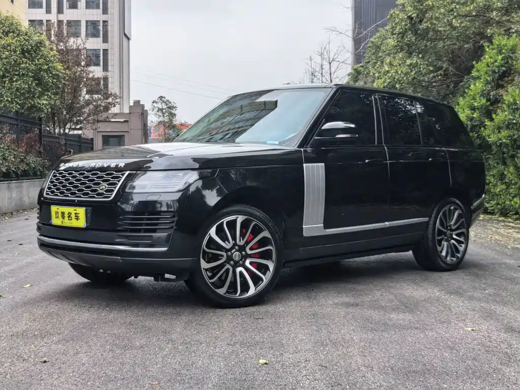 Land Rover Range Rover 2018 — фото 1