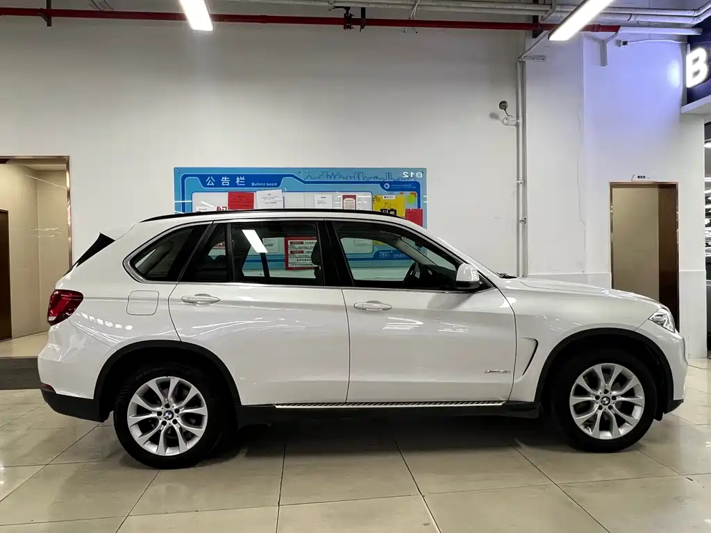 BMW X5 2016 — фото 6
