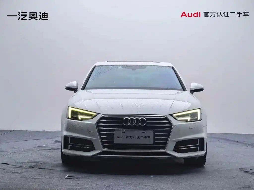 Audi A4L 2018 — фото 2