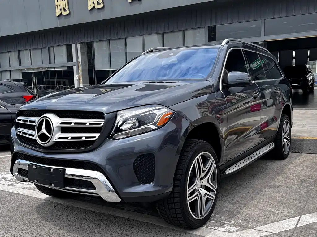 Mercedes-Benz GLS 2017 — фото 1
