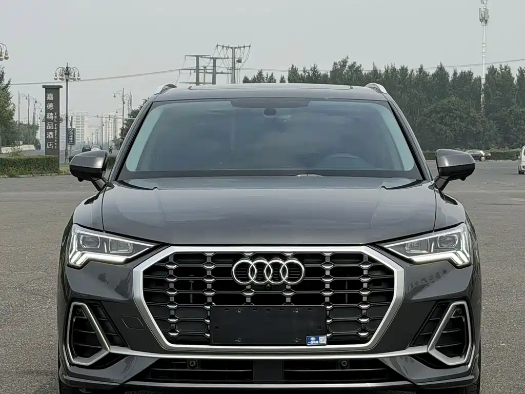 Audi Q3 2022
