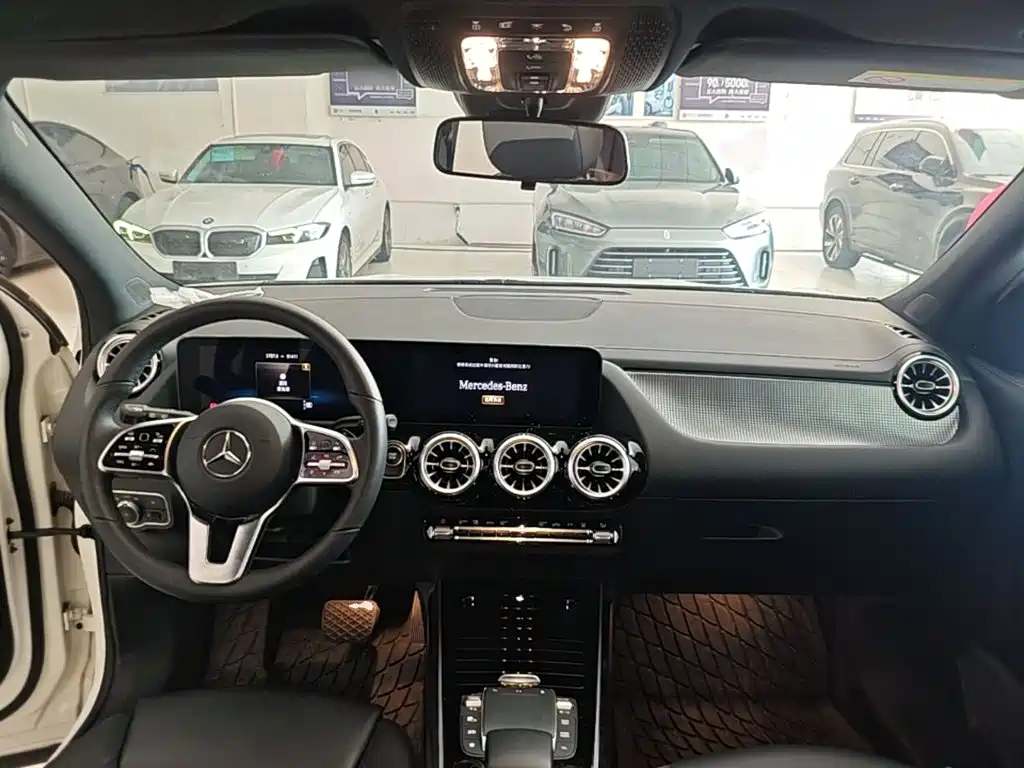 Mercedes-Benz EQA 2023