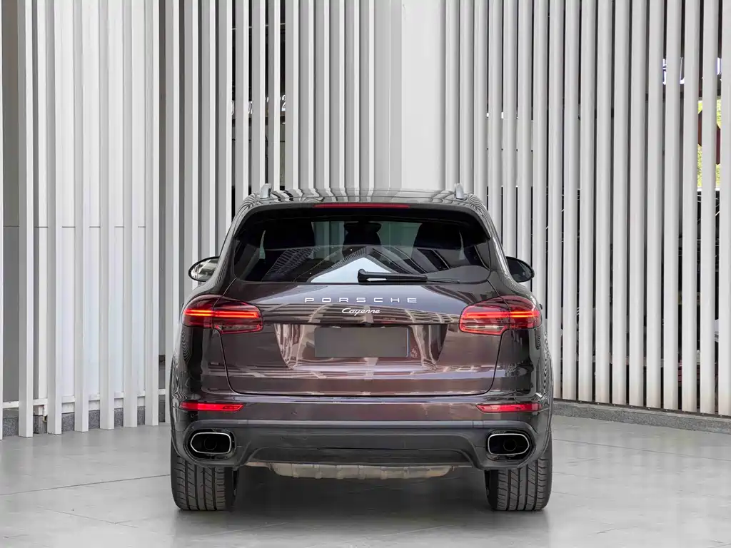 Porsche Cayenne 2015 — фото 5