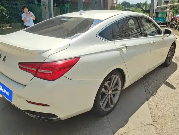 Hongqi H5 2018