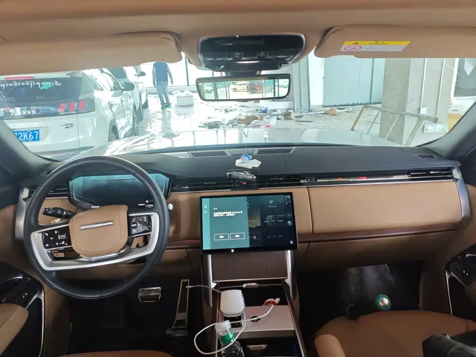 Land Rover Range Rover 2025