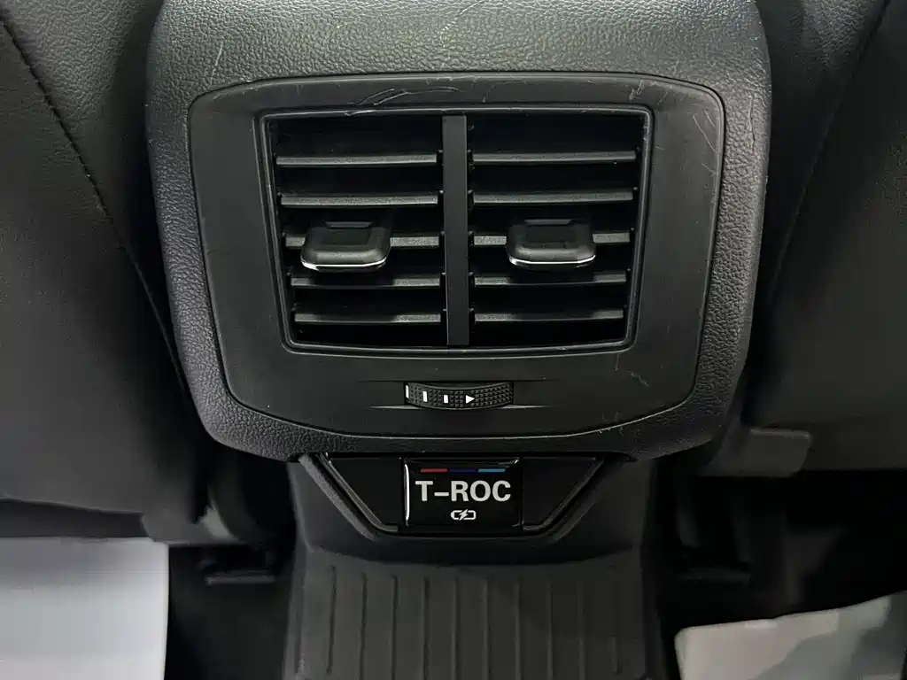 Volkswagen T-Roc 2022 — фото 19