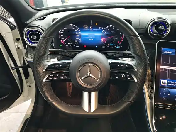 Mercedes-Benz C-Class 2022