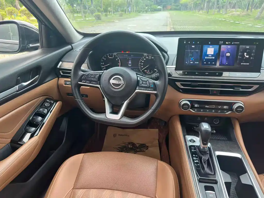 Nissan Teana 2022