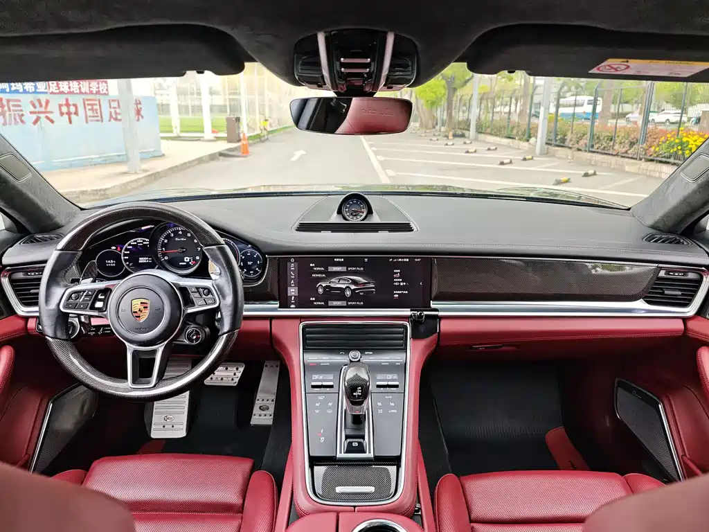 Porsche Panamera 2017 — фото 18
