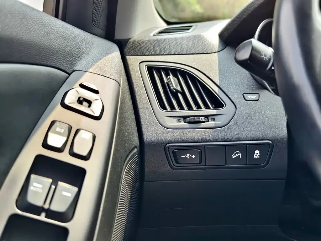 Hyundai ix35 2016 — фото 29
