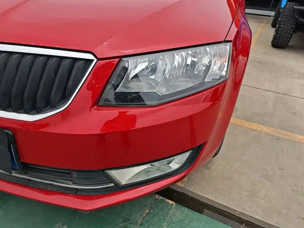 Skoda Octavia 2016 — фото 24