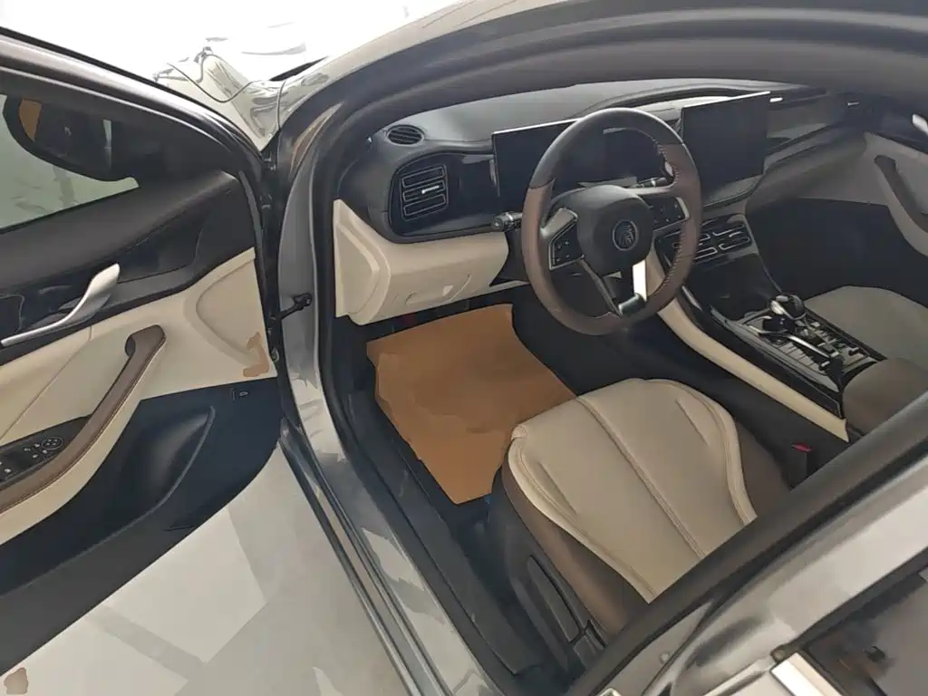 BYD Qin PLUS 2024 — фото 16