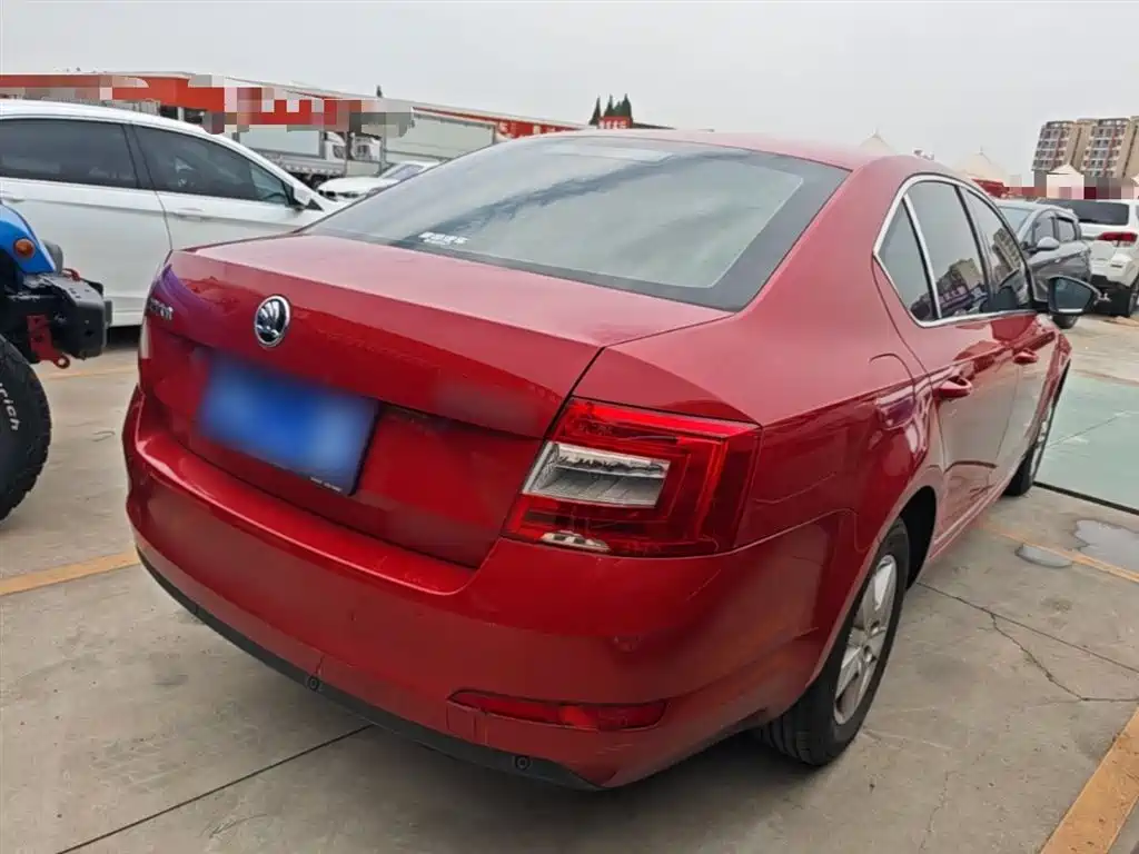 Skoda Octavia 2016 — фото 7