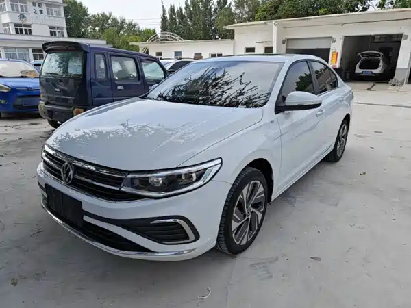 Volkswagen Bora 2025