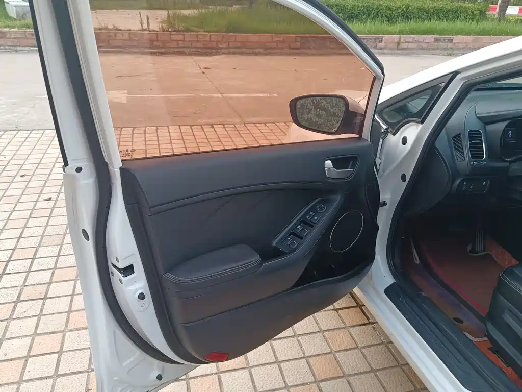 Kia K3 2017