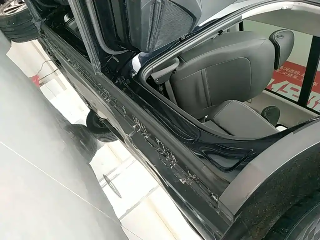 Volkswagen Tiguan L 2023 — фото 22