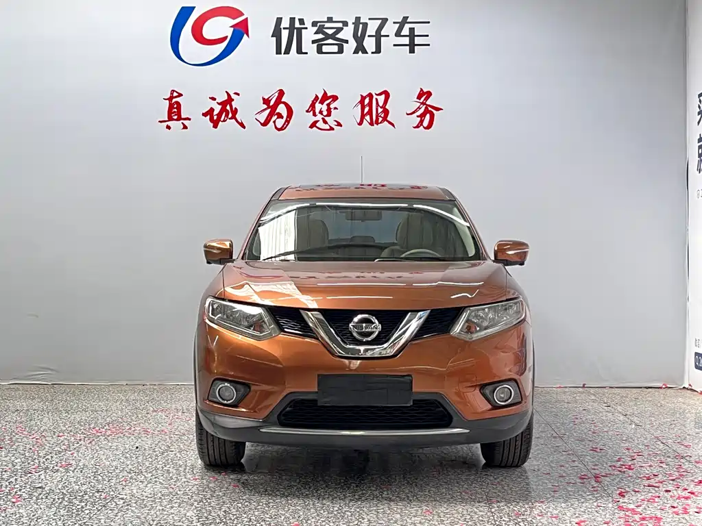 Nissan X-Trail 2014