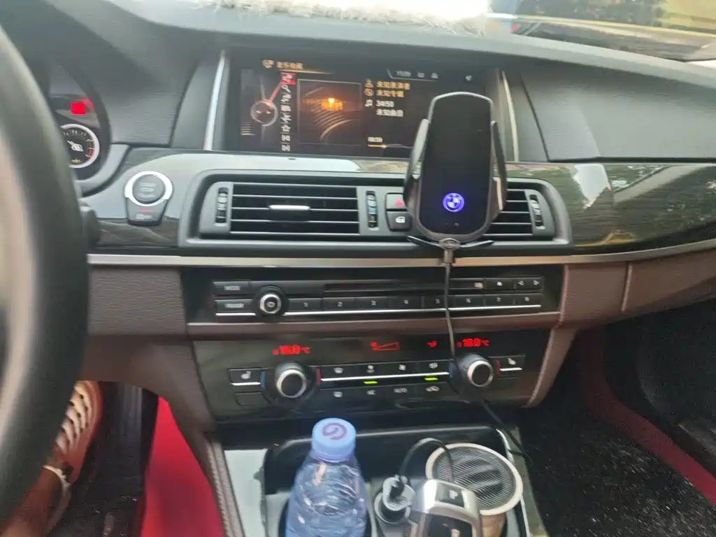 BMW 5 Series 2016 — фото 14
