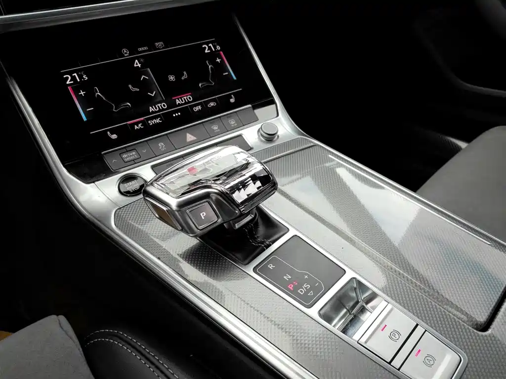 Audi A6L 2022 — фото 10