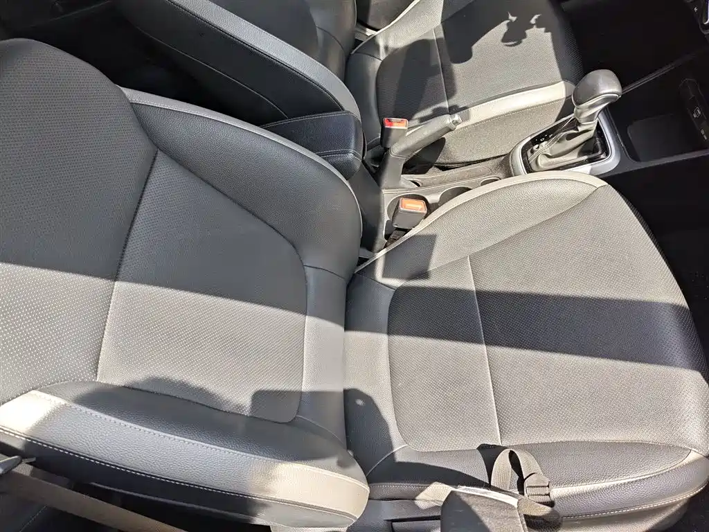 Kia KX1 2021 — фото 20