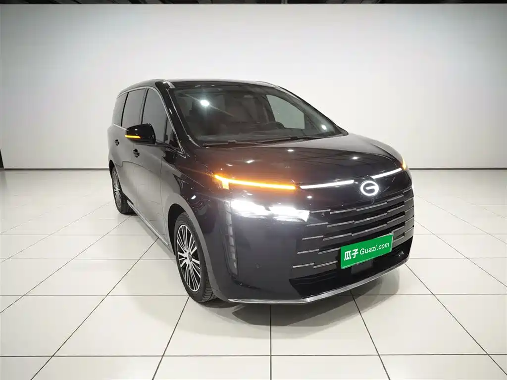 GAC Motor E8 Hybrid 2024 — фото 4