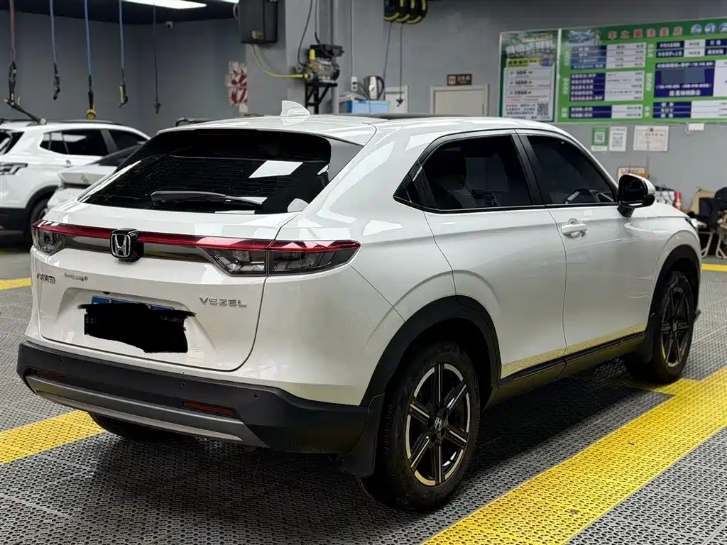 Honda Vezel 2023 — фото 16