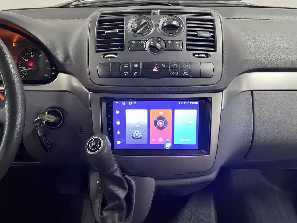 Mercedes-Benz Vito 2015 — фото 14