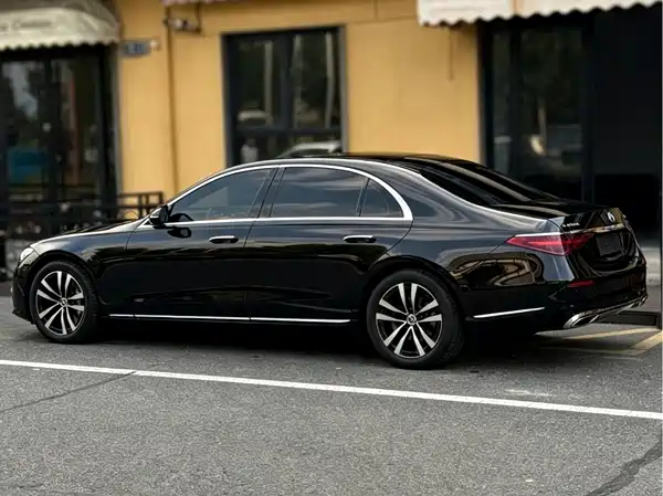 Mercedes-Benz S-Class 2021