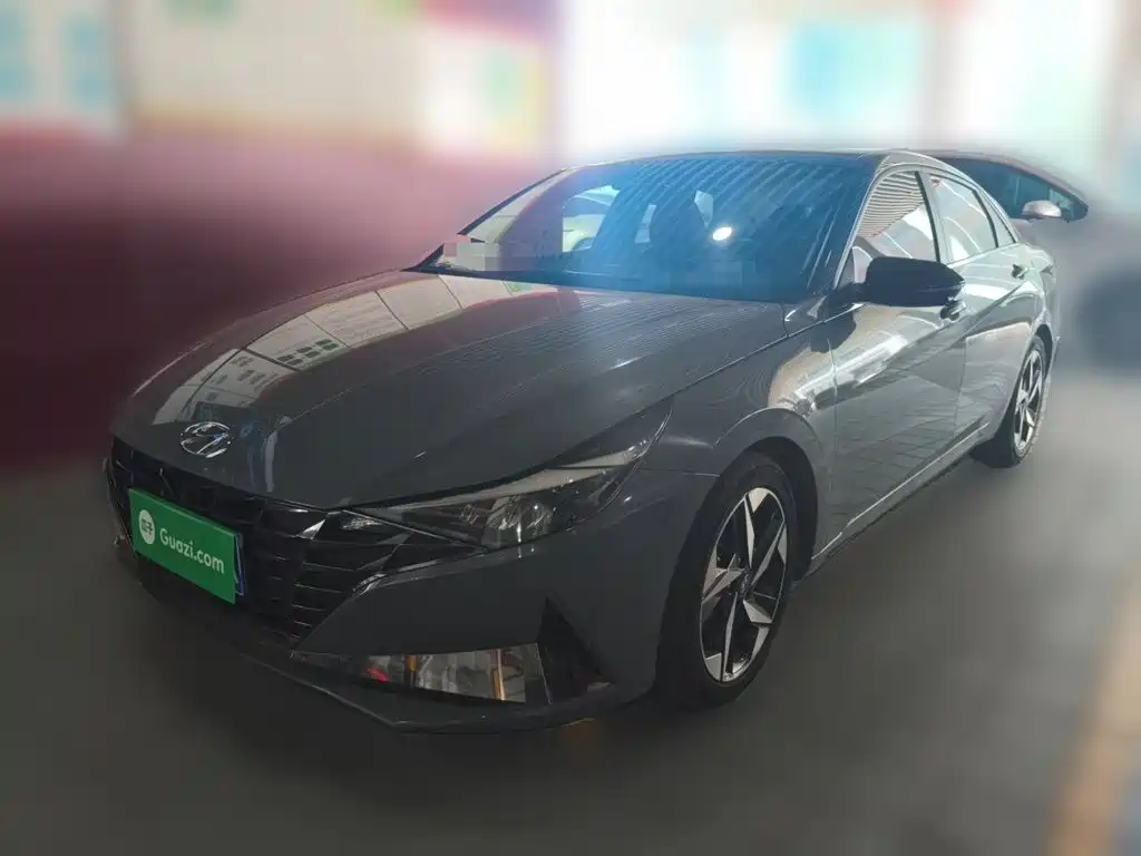 Hyundai Elantra 2021