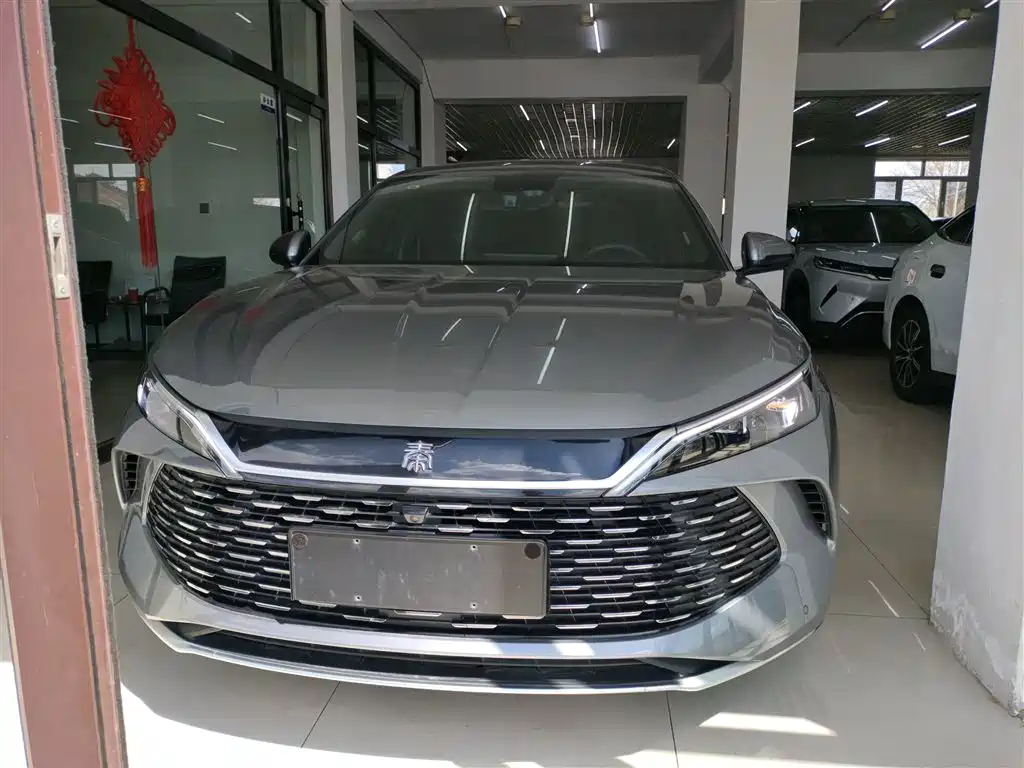 BYD Qin L 2025 — фото 3