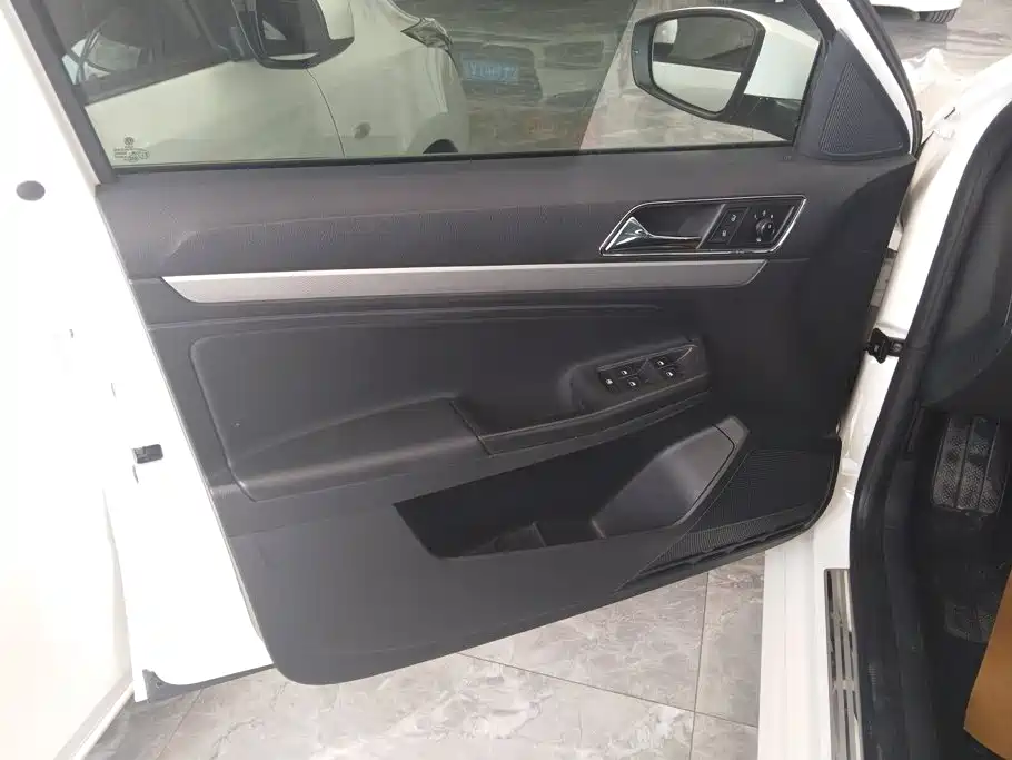 Volkswagen Gran Lavida 2017