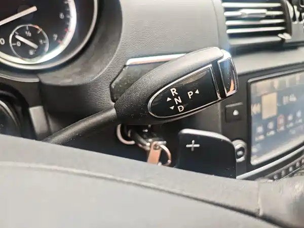 Mercedes-Benz R-Class 2017