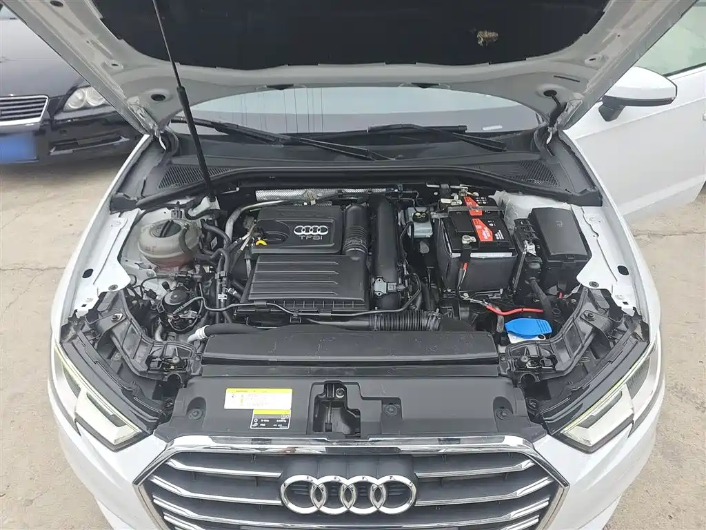 Audi A3 2019 — фото 16