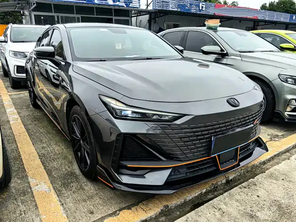 Changan UNI-V 2022