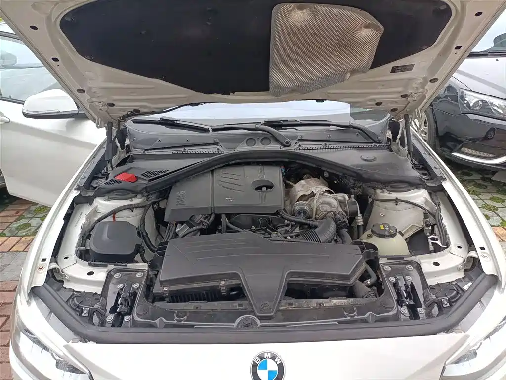 BMW 1 Series 2015 — фото 20