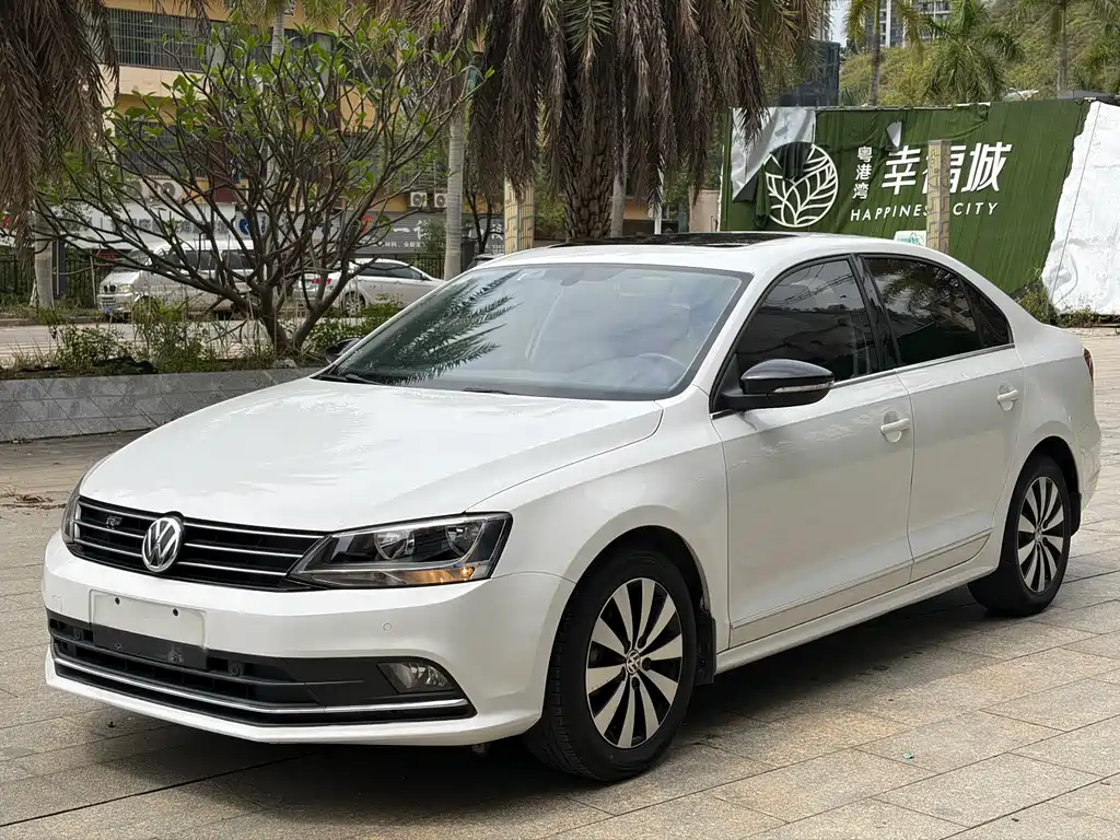 Volkswagen Sagitar 2017