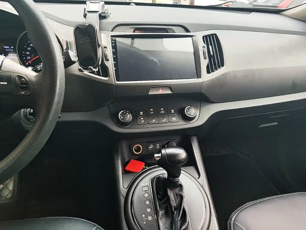 Kia Sportage 2017 — фото 13