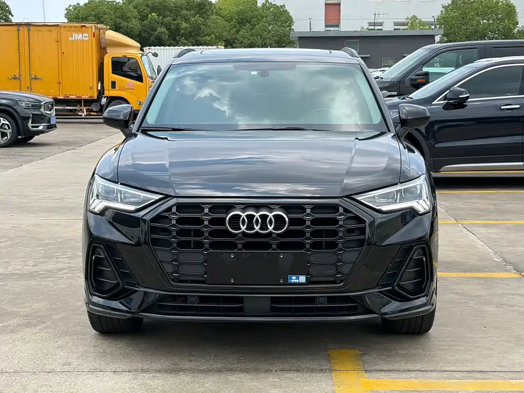 Audi Q3 2022