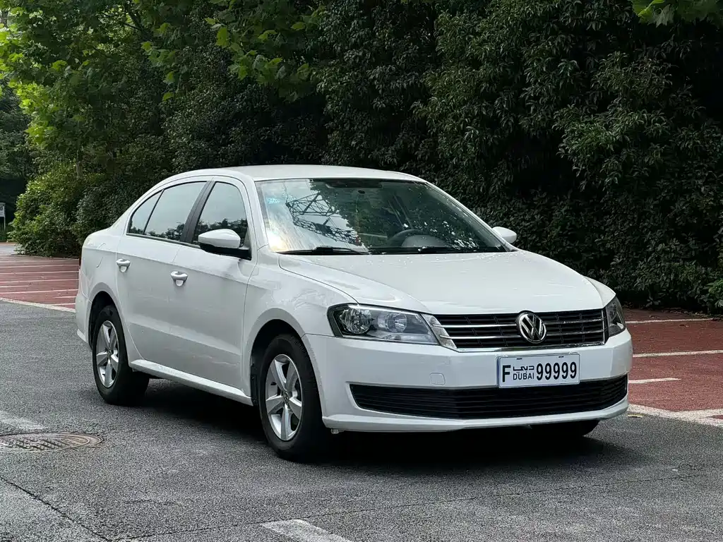 Volkswagen Lavida 2015