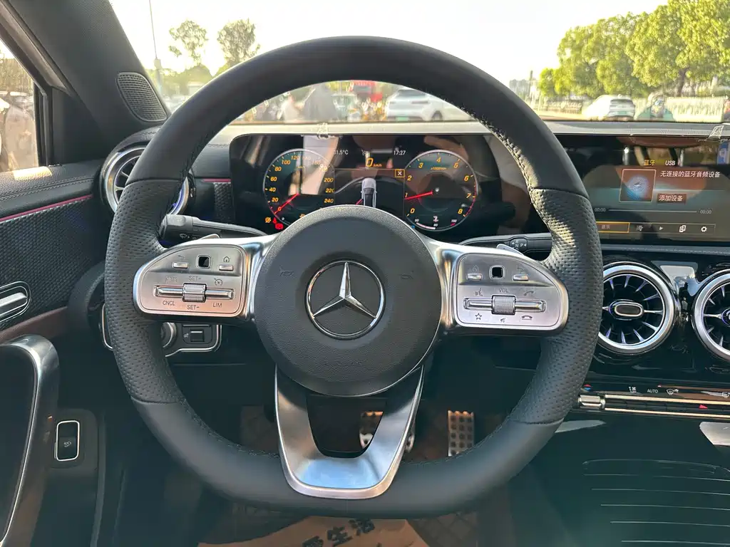 Mercedes-Benz A-Class 2021 — фото 16