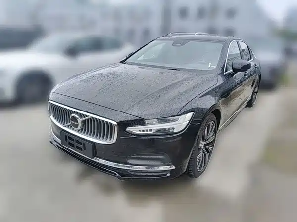 Volvo S90 2025