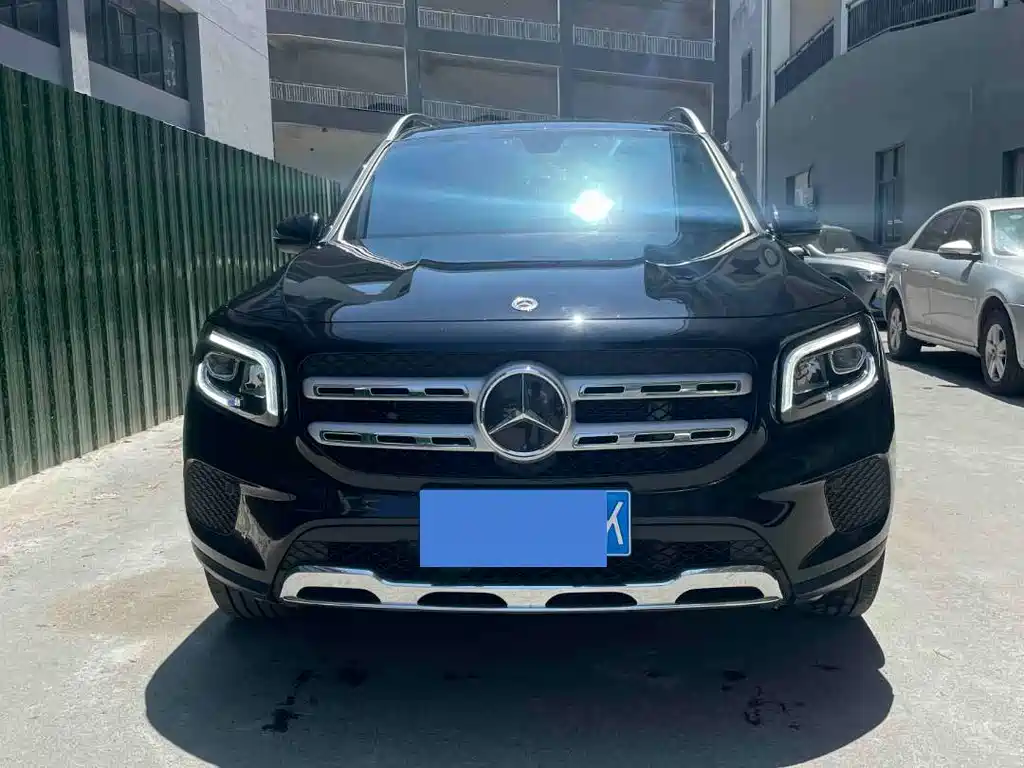 Mercedes-Benz GLB 2023 — фото 2