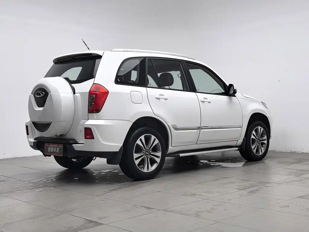 Chery Tiggo 3 2015 — фото 2