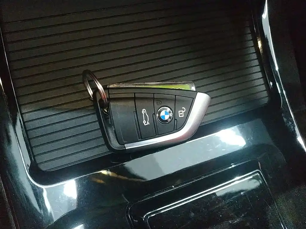 BMW X2 2020 — фото 9