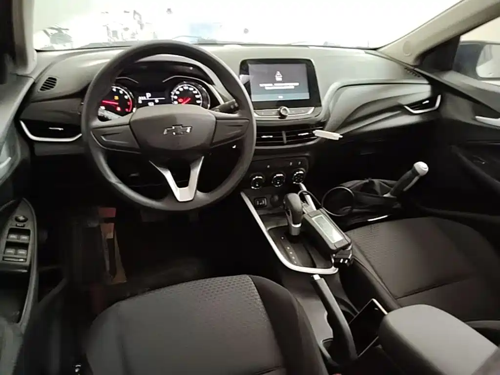 Chevrolet Cavalier 2020 — фото 10