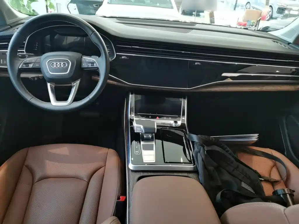 Audi Q7 2026 — фото 16