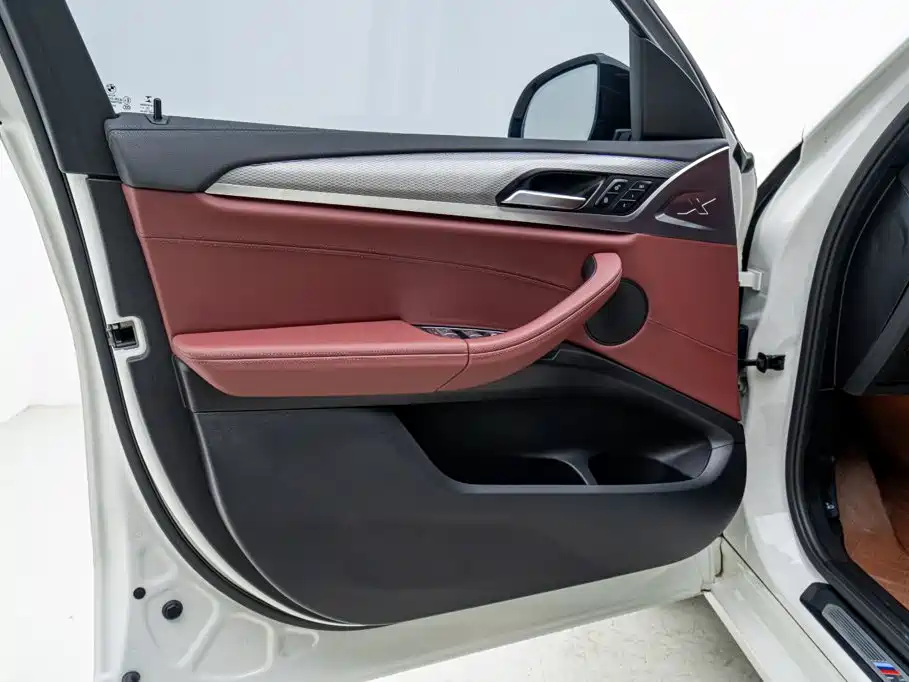 BMW X4 2020 — фото 13