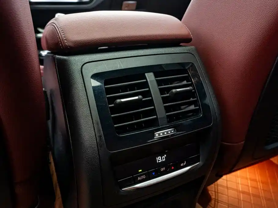 BMW X4 2020 — фото 16