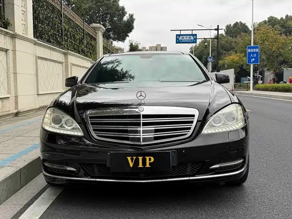 Mercedes-Benz S-Class 2008