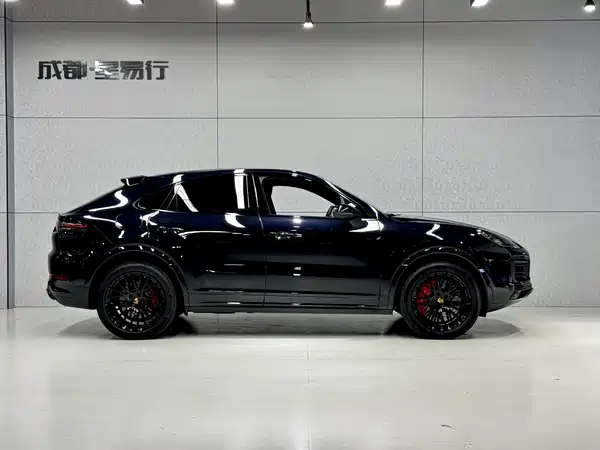 Porsche Cayenne 2023